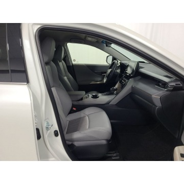 Toyota Venza  SUV 2021,  2.5 hybryda, automat - Na sprzedaż za 151 290 zł - Katowice - zdjęcie 8
