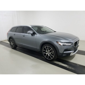 Volvo V90 2018,  2.0 benzyna, automat - Na sprzedaż za 121 032 zł - Katowice - zdjęcie 3