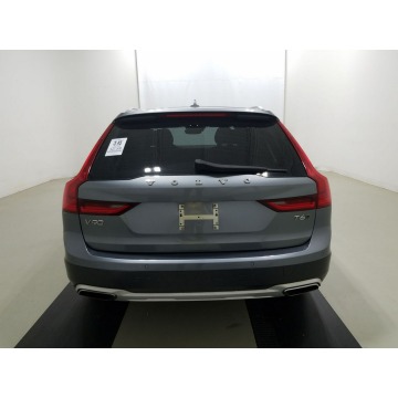 Volvo V90 2018,  2.0 benzyna, automat - Na sprzedaż za 121 032 zł - Katowice - zdjęcie 5