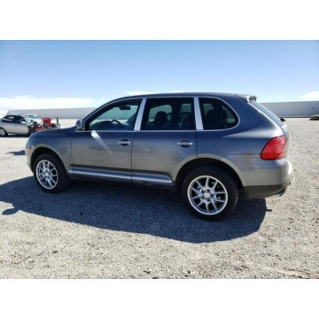 Porsche Cayenne  SUV 2004,  4.5 benzyna, automat - Na sprzedaż za 8 856,00 zł - Katowice - zdjęcie 4