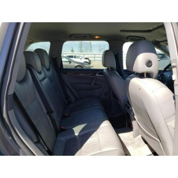 Porsche Cayenne  SUV 2004,  4.5 benzyna, automat - Na sprzedaż za 8 856,00 zł - Katowice - zdjęcie 8
