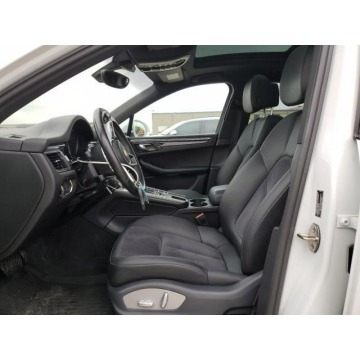 Porsche Macan  SUV 2015,  3.0 benzyna, automat - Na sprzedaż za 66 420 zł - Katowice - zdjęcie 7