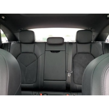Porsche Macan  SUV 2015,  3.0 benzyna, automat - Na sprzedaż za 66 420 zł - Katowice - zdjęcie 11