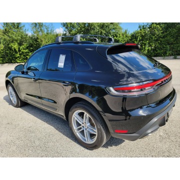 Porsche Macan  SUV 2022,  2.0 benzyna - Na sprzedaż za 232 470 zł - Katowice - zdjęcie 5