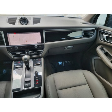 Porsche Macan  SUV 2022,  2.0 benzyna - Na sprzedaż za 232 470 zł - Katowice - zdjęcie 6