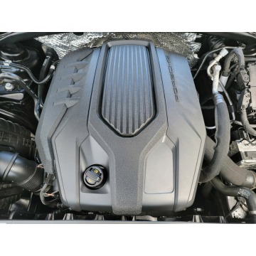 Porsche Macan  SUV 2022,  2.0 benzyna - Na sprzedaż za 232 470 zł - Katowice - zdjęcie 8