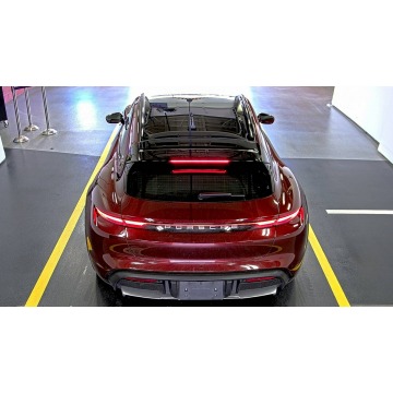 Porsche Taycan  Sedan/Limuzyna 2022 elektryczny, automat - Na sprzedaż za 323 490 zł - Katowice - zdjęcie 5