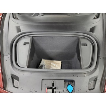 Porsche Taycan  Sedan/Limuzyna 2022 elektryczny, automat - Na sprzedaż za 323 490 zł - Katowice - zdjęcie 12