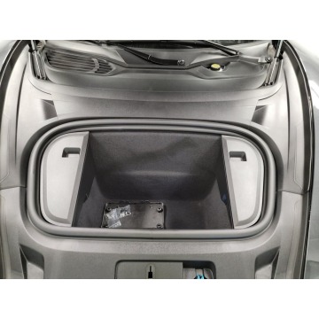 Porsche Taycan  Sedan/Limuzyna 2022 elektryczny, automat - Na sprzedaż za 344 400 zł - Katowice - zdjęcie 2