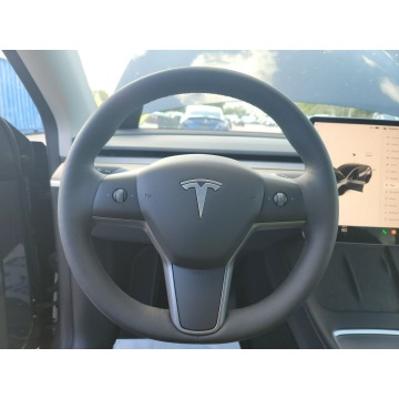 Tesla   SUV 2022 elektryczny, automat - Na sprzedaż za 266 400 zł - Katowice - zdjęcie 10
