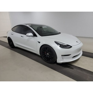 Tesla Model 3  Sedan/Limuzyna 2021 elektryczny, automat - Na sprzedaż za 217 350 zł - Katowice - zdjęcie 3