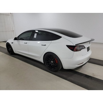 Tesla Model 3  Sedan/Limuzyna 2021 elektryczny, automat - Na sprzedaż za 217 350 zł - Katowice - zdjęcie 6