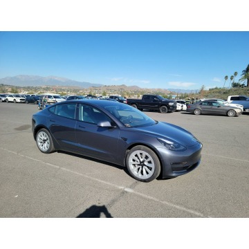 Tesla Model 3 - 2022 Long Range 82kWh