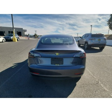 Tesla Model 3  Hatchback 2022 elektryczny, automat - Na sprzedaż za 193 500 zł - Katowice - zdjęcie 5