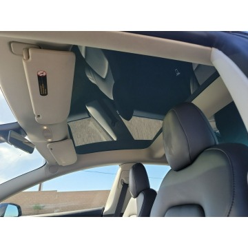 Tesla Model 3  Hatchback 2022 elektryczny, automat - Na sprzedaż za 193 500 zł - Katowice - zdjęcie 9