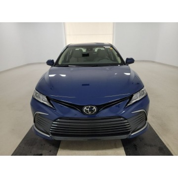 Toyota Camry  Sedan/Limuzyna 2023,  2.5 benzyna, automat - Na sprzedaż za 136 350 zł - Katowice - zdjęcie 2