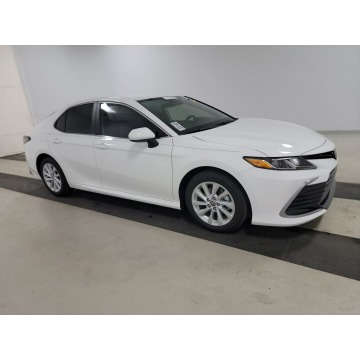 Toyota Camry  Sedan/Limuzyna 2023,  2.5 benzyna, automat - Na sprzedaż za 138 150 zł - Katowice - zdjęcie 3
