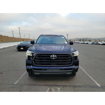 Toyota Sequoia  SUV 2023,  3.4 benzyna, automat - Na sprzedaż za 432 000 zł - Katowice - zdjęcie 2
