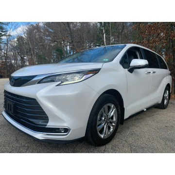 Toyota Sienna - 2023 Limited 2,5L