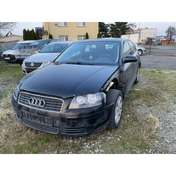 Audi A3  Hatchback 2004,  1.6 benzyna - Na sprzedaż za 4 290,00 zł - Nysa - zdjęcie 2