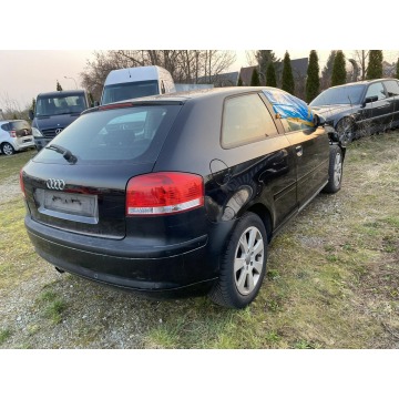 Audi A3  Hatchback 2004,  1.6 benzyna - Na sprzedaż za 4 290,00 zł - Nysa - zdjęcie 7