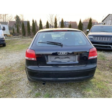 Audi A3  Hatchback 2004,  1.6 benzyna - Na sprzedaż za 4 290,00 zł - Nysa - zdjęcie 8