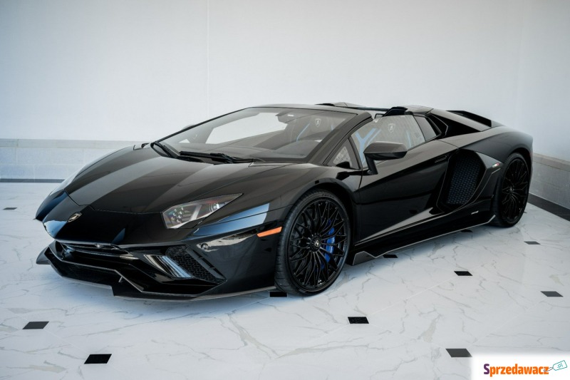 Lamborghini Aventador  Coupe/Sportowy 2022,  6.5 benzyna, automat - Na sprzedaż za 2 160 000 zł - Katowice