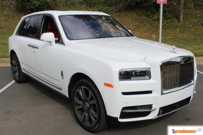 Rolls-Royce   SUV 2020,  6.8 benzyna, automat - Na sprzedaż za 1 586 700 zł - Katowice