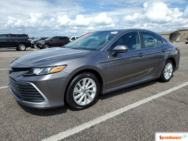 Toyota Camry  Sedan/Limuzyna 2021,  2.5 benzyna - Na sprzedaż za 113 160 zł - Katowice