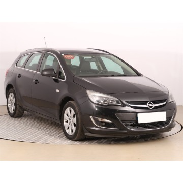 Opel Astra 2.0 CDTI (165KM), 2014