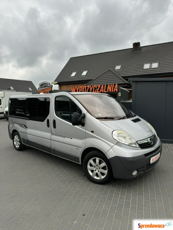 OPEL VIVARO LONG 9-OSOBOWY KLIMA-NAWIEWY - Samochody osobowe - Nowa Wieś Lęborska