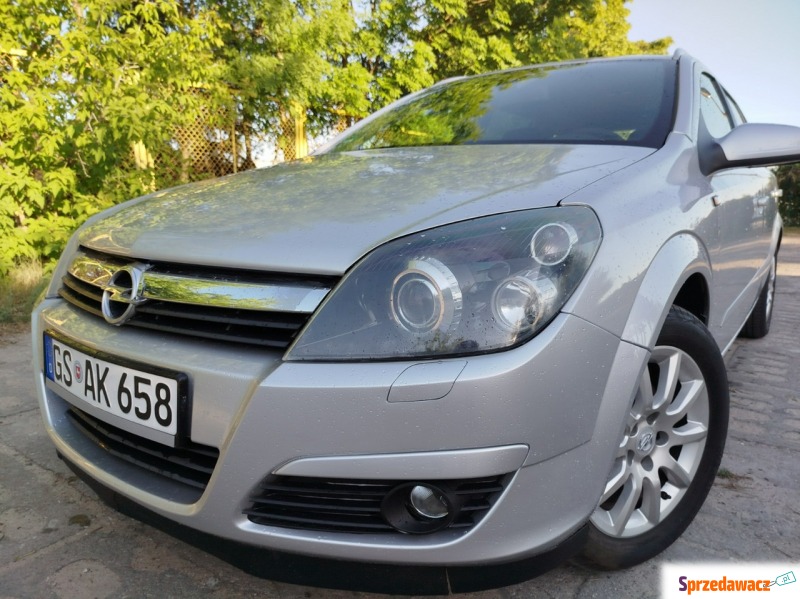 Opel Astra 2005,  1.8 benzyna - Na sprzedaż za 5 500,00 zł - Toruń