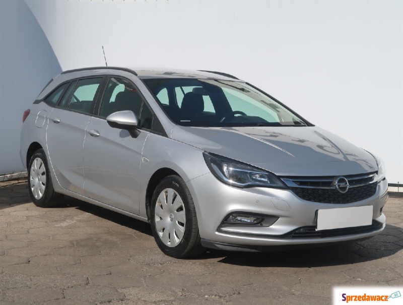 Opel Astra  Kombi 2019,  1.6 diesel - Na sprzedaż za 34 958 zł - Łódź