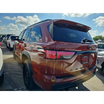 Toyota Sequoia  SUV 2024,  3.4 hybryda, automat - Na sprzedaż za 410 820 zł - Katowice - zdjęcie 5