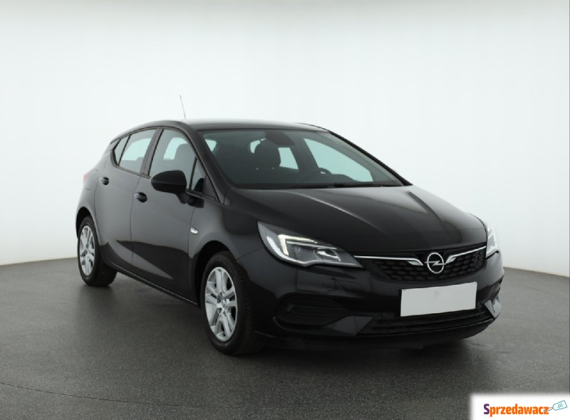 Opel Astra  Hatchback 2020,  1.2 benzyna - Na sprzedaż za 43 088 zł - Piaseczno