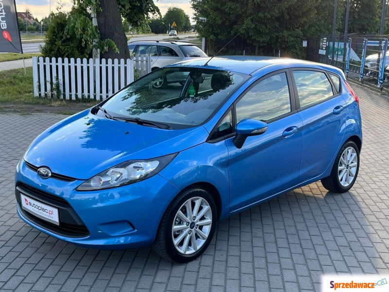 Ford Fiesta  Hatchback 2010,  1.3 benzyna - Na sprzedaż za 22 900 zł - Zduńska Wola