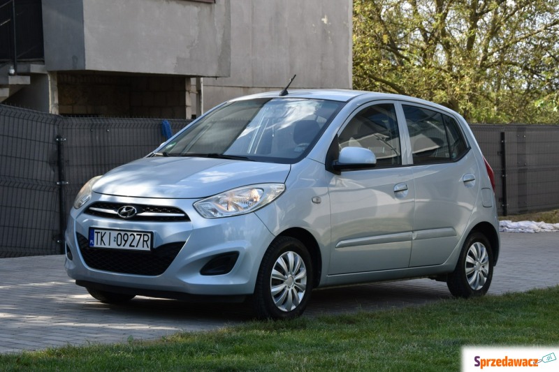 Hyundai i10  Hatchback 2011,  1.3 benzyna - Na sprzedaż za 15 899 zł - Piekoszów