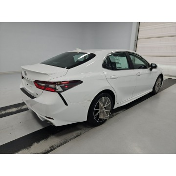 Toyota Camry  Sedan/Limuzyna 2024,  2.5 benzyna, automat - Na sprzedaż za 137 760 zł - Katowice - zdjęcie 5