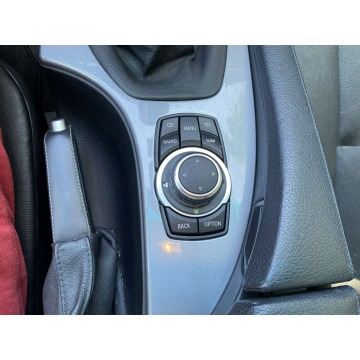BMW Seria 5  Kombi 2010,  2.0 diesel - Na sprzedaż za 26 999 zł - Gostyń - zdjęcie 11