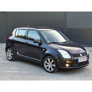 Suzuki Swift - * 1.3i * Z NiEMiEC* BARDZO Ładny* 5drzwi*KLiMATRONiK* nawigacja*