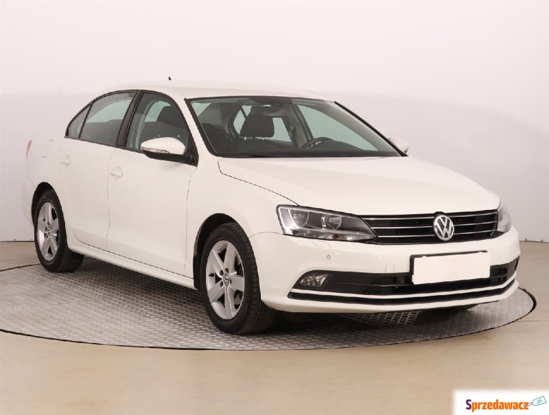 Volkswagen Jetta  Liftback 2014,  2.0 diesel - Na sprzedaż za 42 999 zł - Katowice
