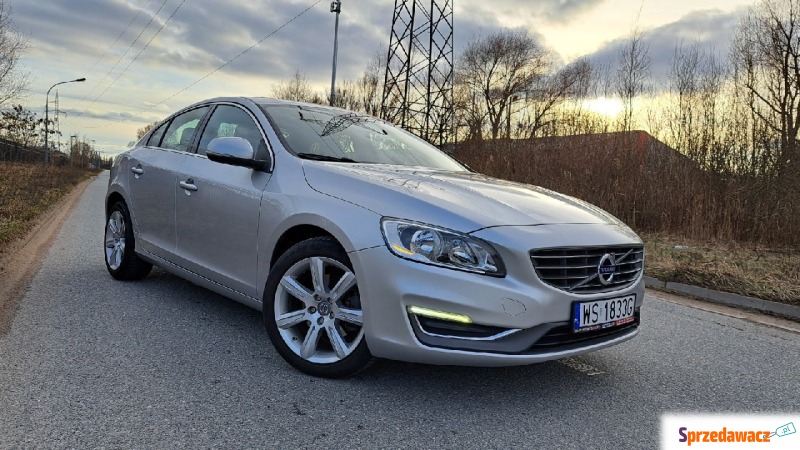 Volvo S60  Sedan/Limuzyna 2015,  2.0 benzyna - Na sprzedaż za 52 900 zł - Siedlce