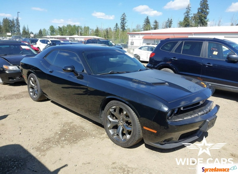 Dodge Challenger  Coupe/Sportowy 2015,  5.7 benzyna - Na sprzedaż za 47 500 zł - Sękocin Nowy