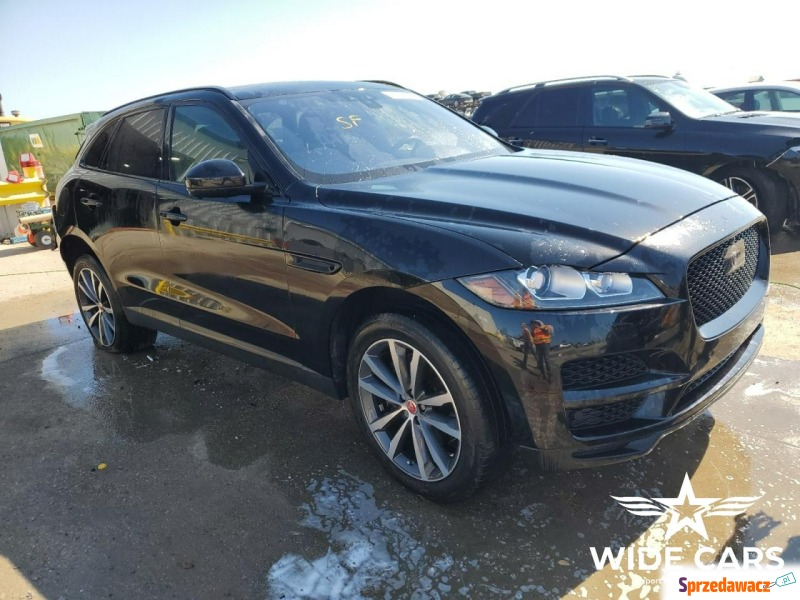 Jaguar F-PACE  SUV 2019,  2.0 benzyna - Na sprzedaż za 60 300 zł - Sękocin Nowy