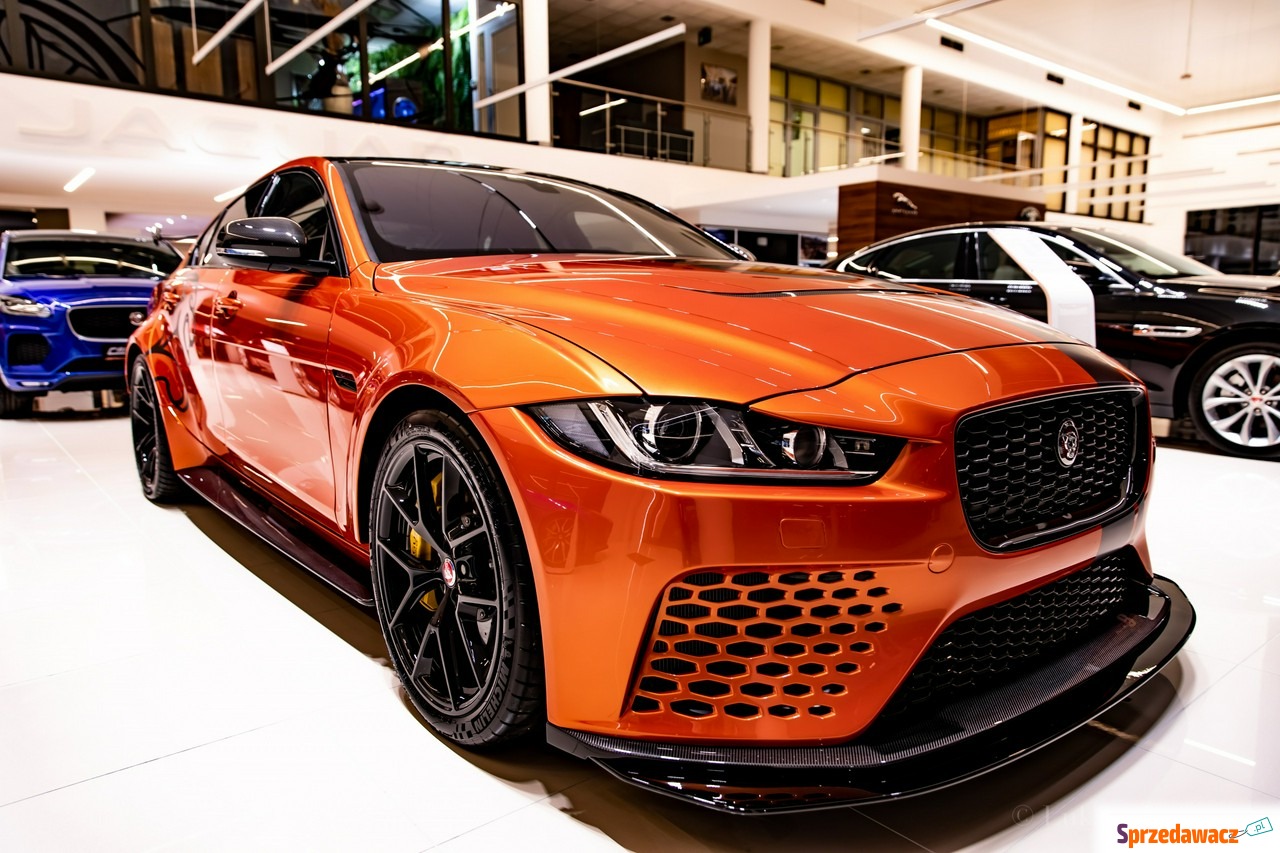 Jaguar XE 2018