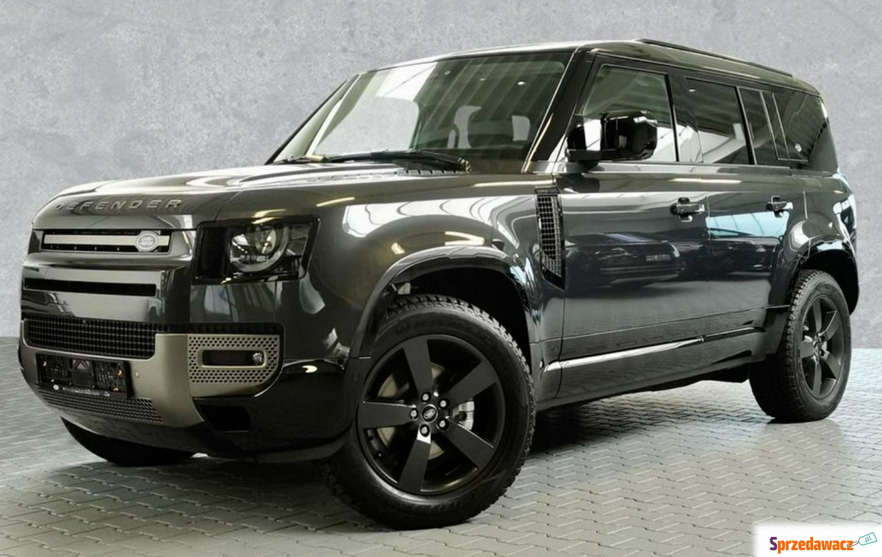 Land Rover Defender 2025
