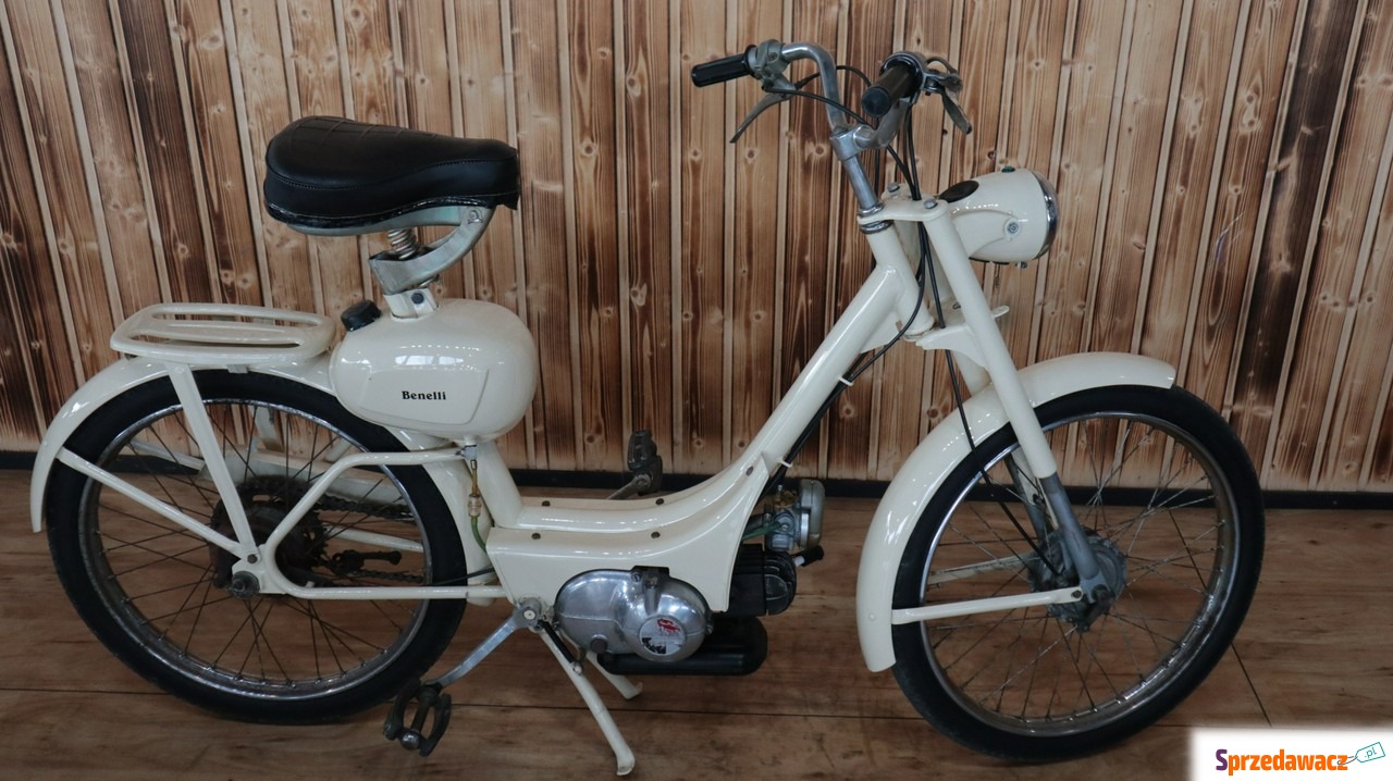 Benelli inny - motorower retro...