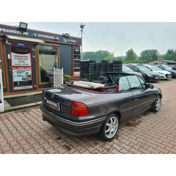 Opel Astra  Kabriolet 1994,  1.6 benzyna - Na sprzedaż za 7 900,00 zł - Świebodzin - zdjęcie 10