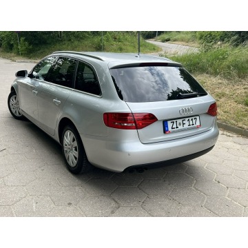 Audi A4 2011,  2.0 diesel - Na sprzedaż za 32 999 zł - Gostyń - zdjęcie 4