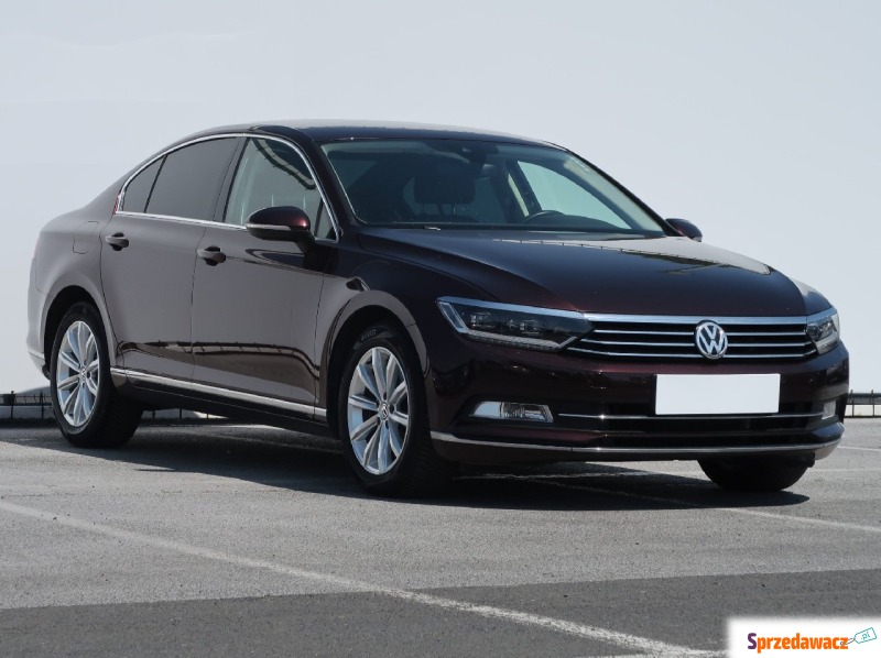 Volkswagen Passat  Liftback 2015,  2.0 diesel - Na sprzedaż za 66 999 zł - Lublin
